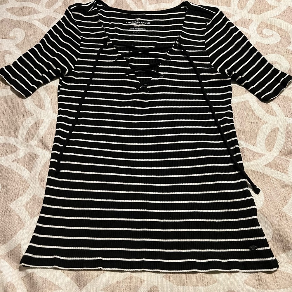 ❌SOLD❌ 
American Eagle Outfitters Shirt